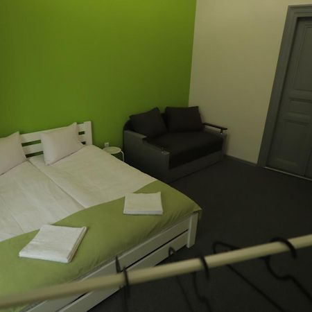 Family Hostel Λβιβ Εξωτερικό φωτογραφία