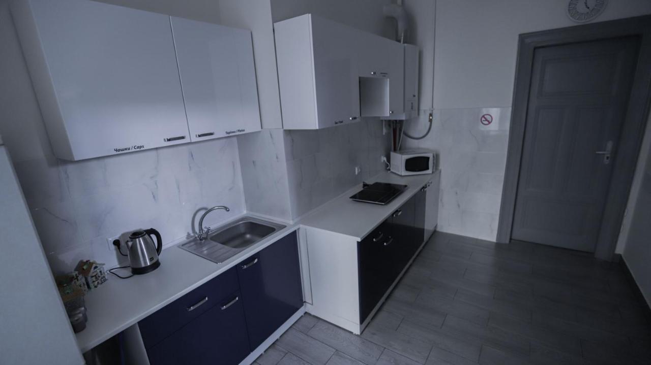 Family Hostel Λβιβ Εξωτερικό φωτογραφία
