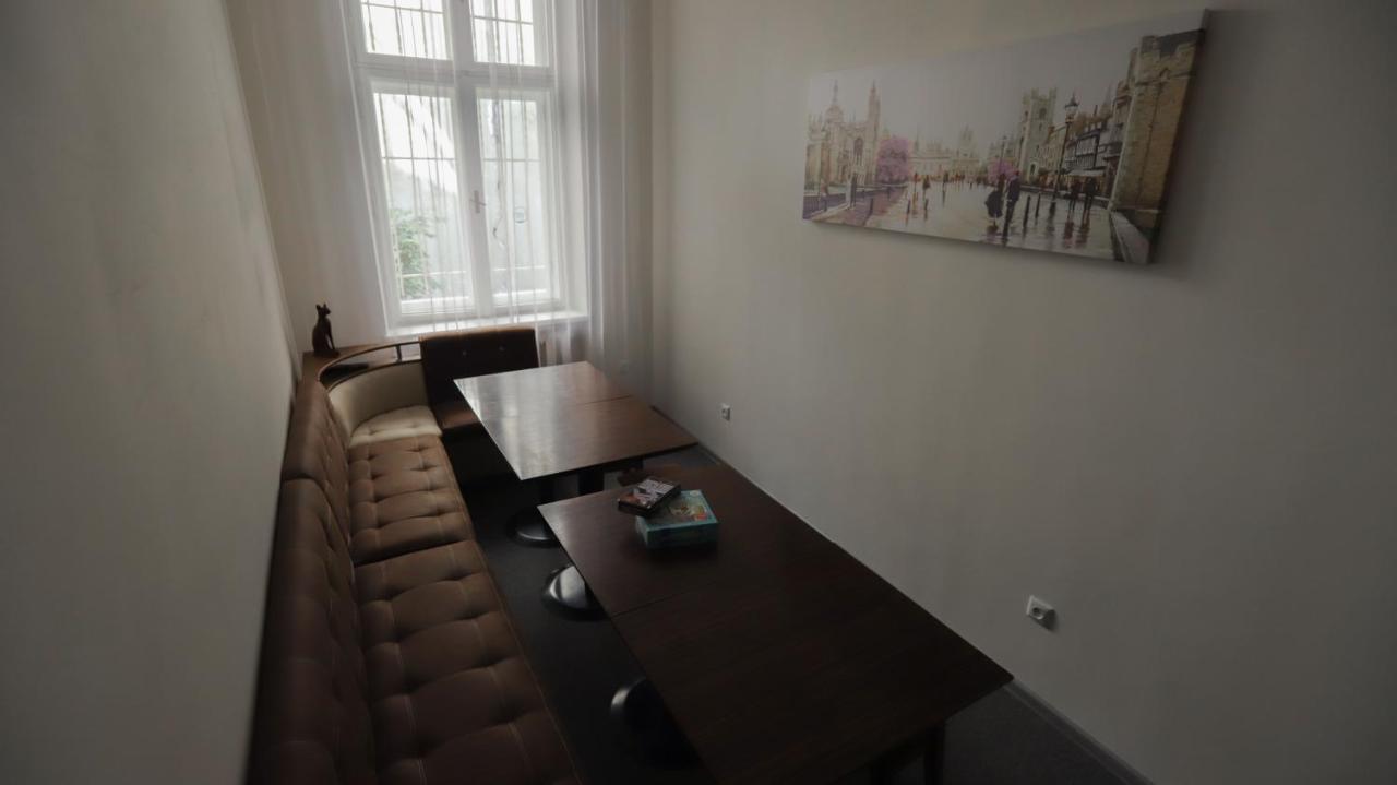 Family Hostel Λβιβ Εξωτερικό φωτογραφία